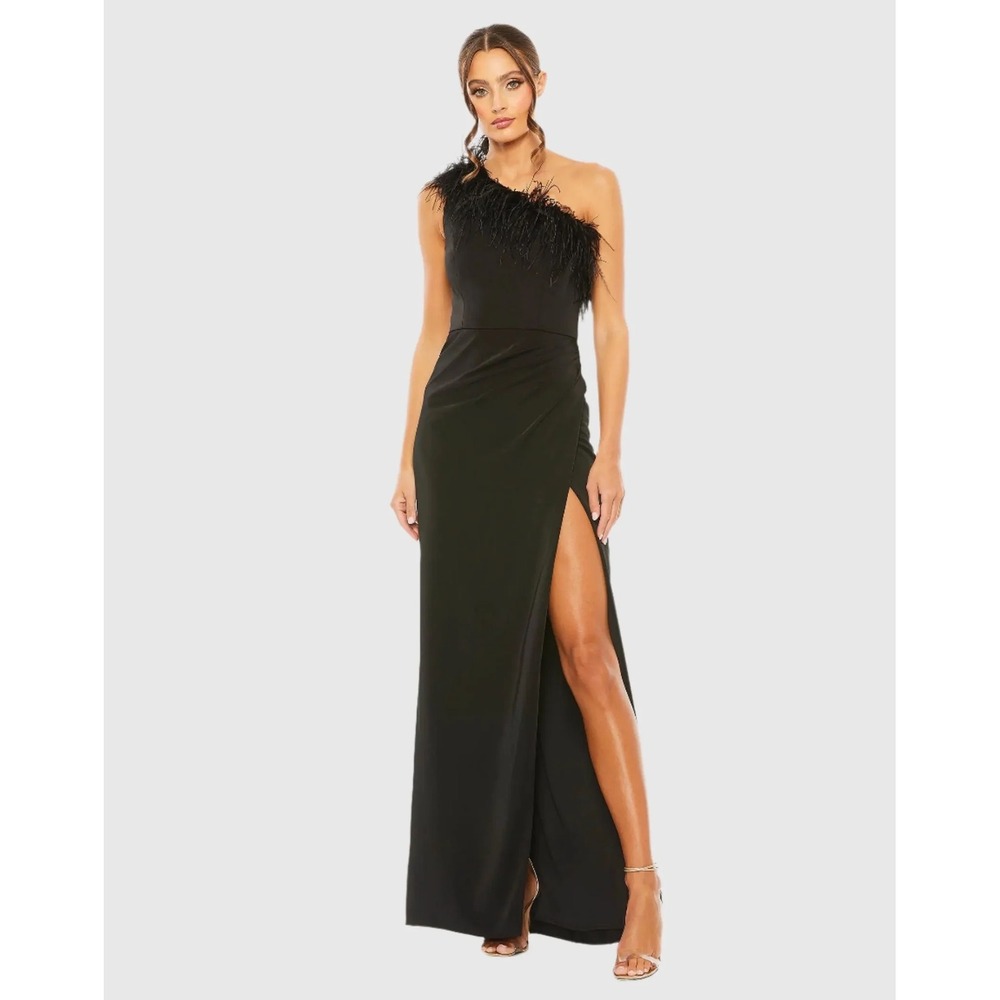 Mac Duggal 68456 Black One Shoulder Feather Trim Ruched Maxi Gown Mens Size 2